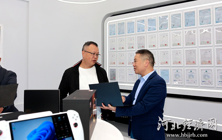 河北迎来第一家综合性电脑整机企业首台“河北造”笔记本电脑出厂(图4)