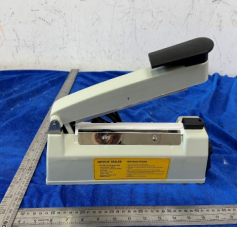 上海瑞相包装机械有限公司召回部分瑞相包装牌封口机(图1)