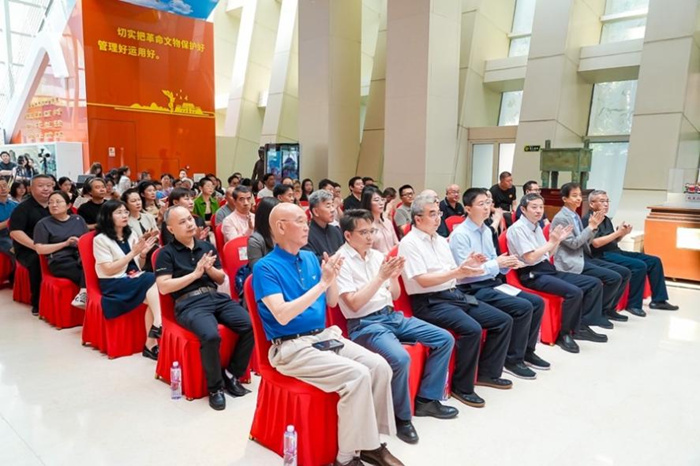 “以美筑梦——2024·儿童图画书创作100成果展”在中国妇女儿童博物馆开幕(图1)