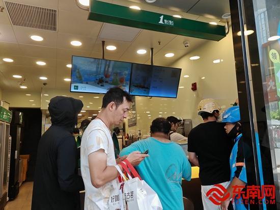 “秋天的第一杯奶茶”再掀消费热浪福清奶茶市场开启甜蜜“攻坚战”(图5)