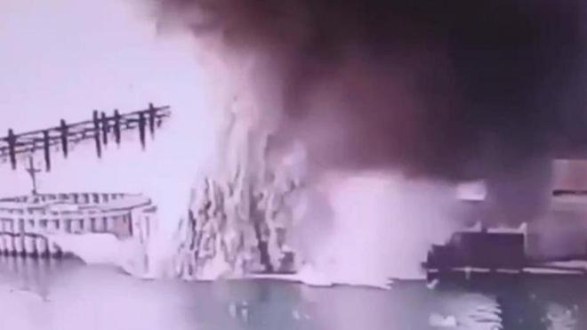 俄军祖传飞机被炸毁轰20被指责已经过时中国从来不会做选择?(图1)