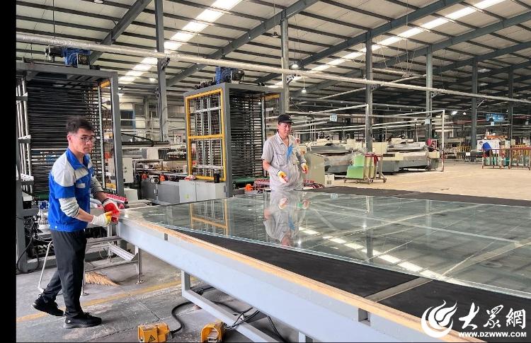 从玻璃到微纳新材料从企业更名看龙口一家民企的转型跃迁(图2)