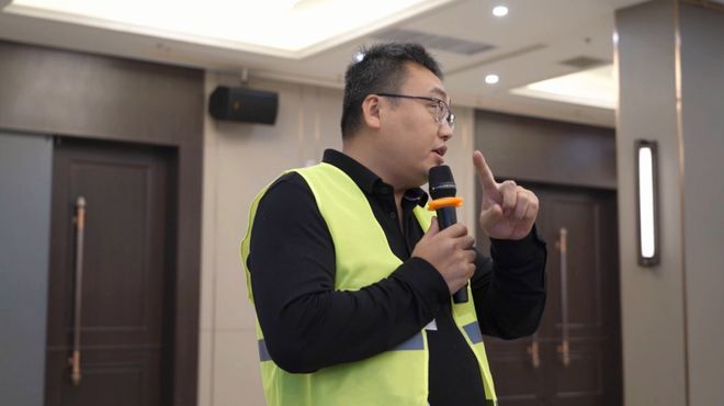 【恒励-瑞丰包装开放日精彩回顾】老旧联线焕新！瑞丰包装智能化改造恒励碰线履带压线(图5)