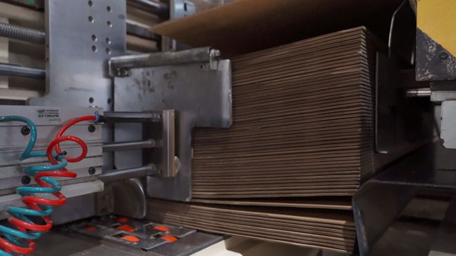 【恒励-瑞丰包装开放日精彩回顾】老旧联线焕新！瑞丰包装智能化改造恒励碰线履带压线(图8)