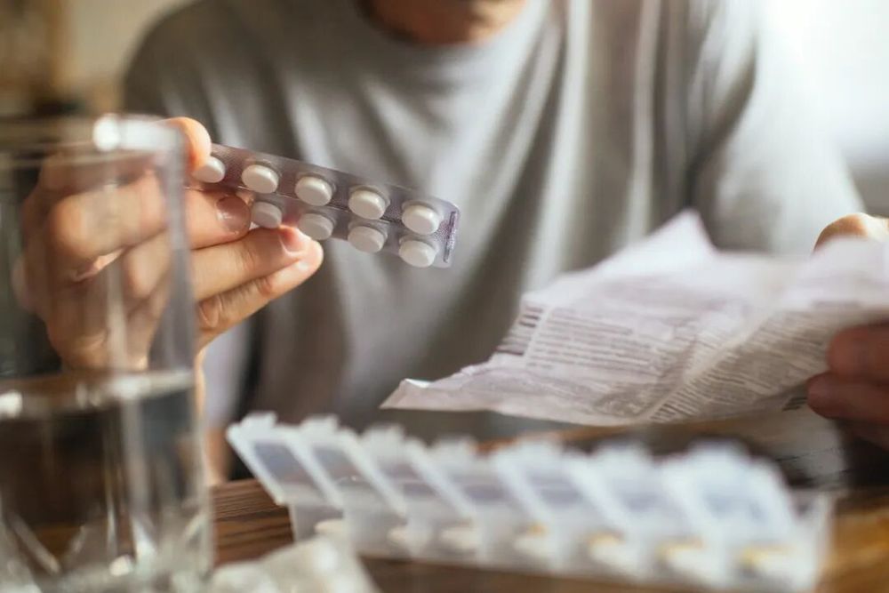 看丹观察丨“一粒米盖住6个字”的药品说明书该改改了(图6)