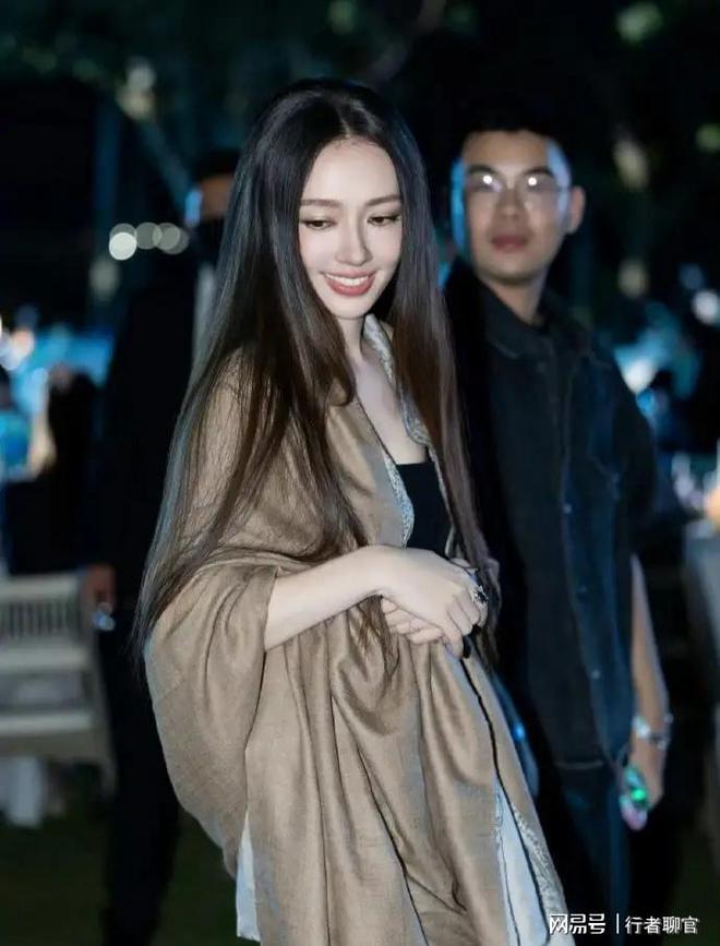 郭碧婷手撕谣言:婆婆给钱向佐带娃有时异地但豪门日子藏不住了(图3)