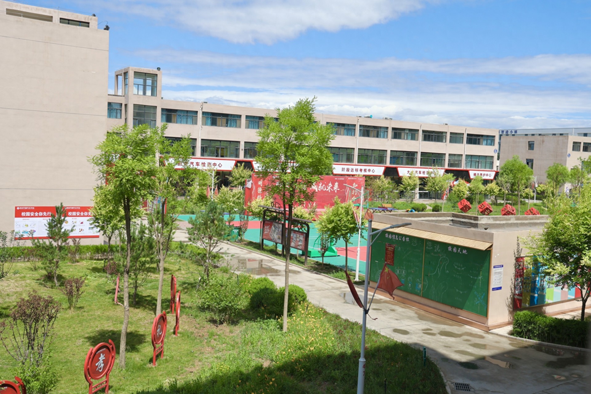 剖析靠谱的AI文创设计学校想学AI文创设计推荐哪家比较靠谱(图1)